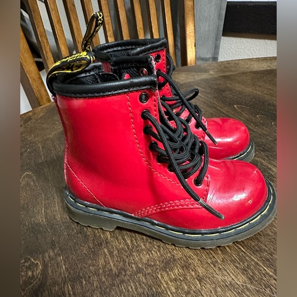 Doc Marten toddler boots 7 - Picture 4 of 6